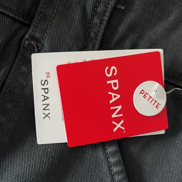 NEW SPANX - Stretch Twill Ankle Cargo Pants - Picture 8 of 8